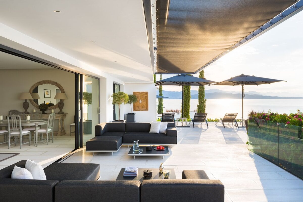 Bond Retreat Malý svět sám pro sebe | Exclusive Tours villa-corfu-ionian-greek-islands-luxury-pool-ultima-out-liv-2