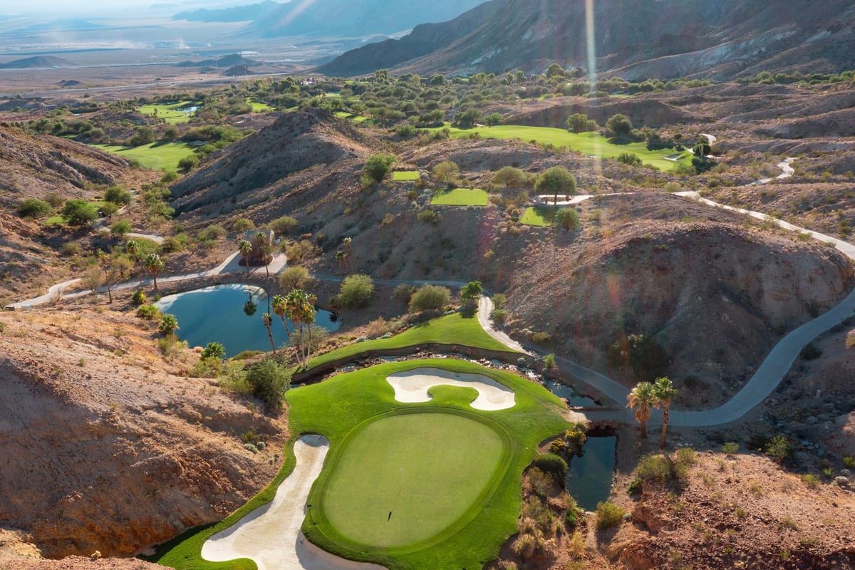 Cascata Golf Club – golf ve stylu Las Vegas Cascata_Vici_Cabot_Home_Gallery_2