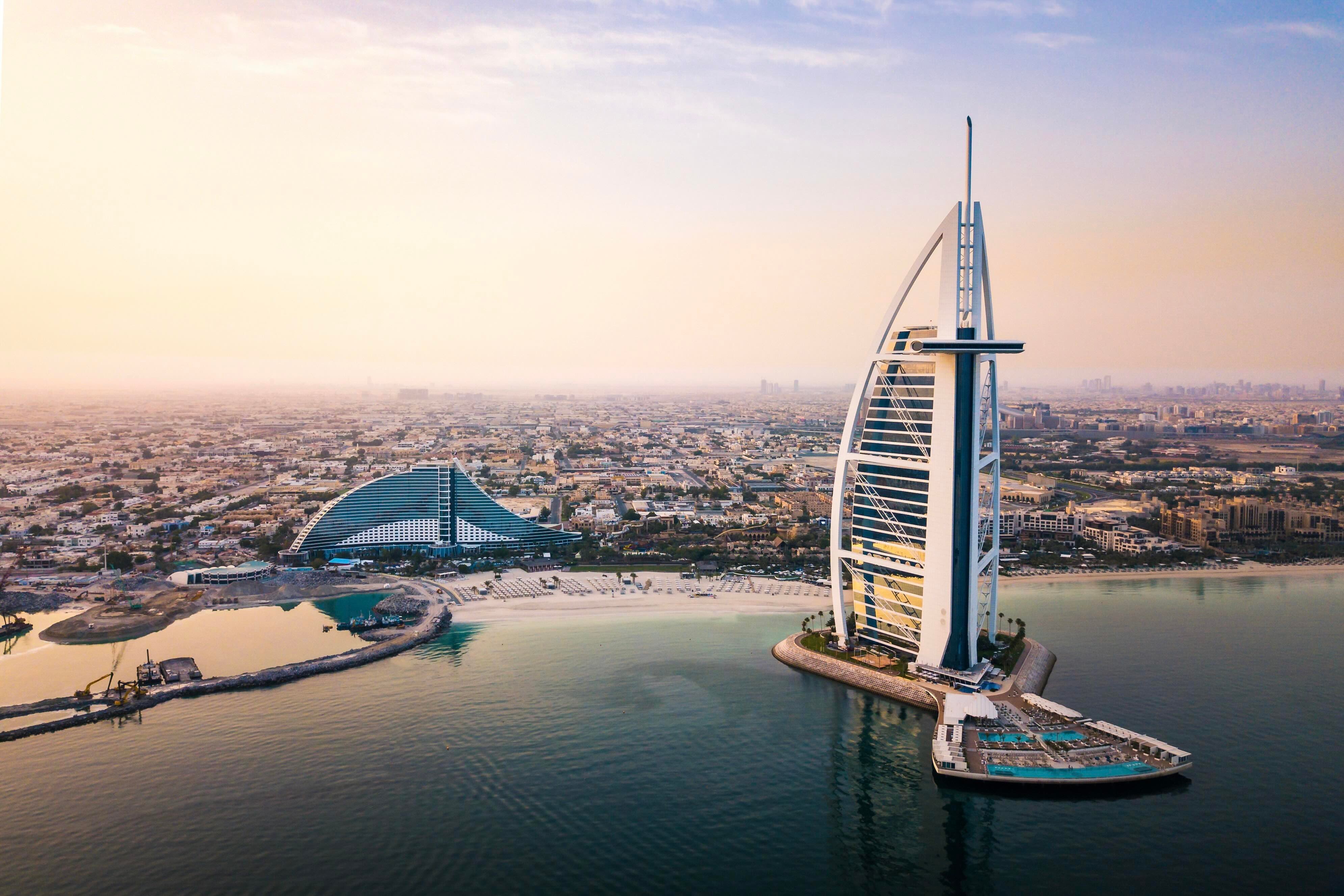 Dubaj – mission possible | Exclusive Tours shutterstock_1431750602-1