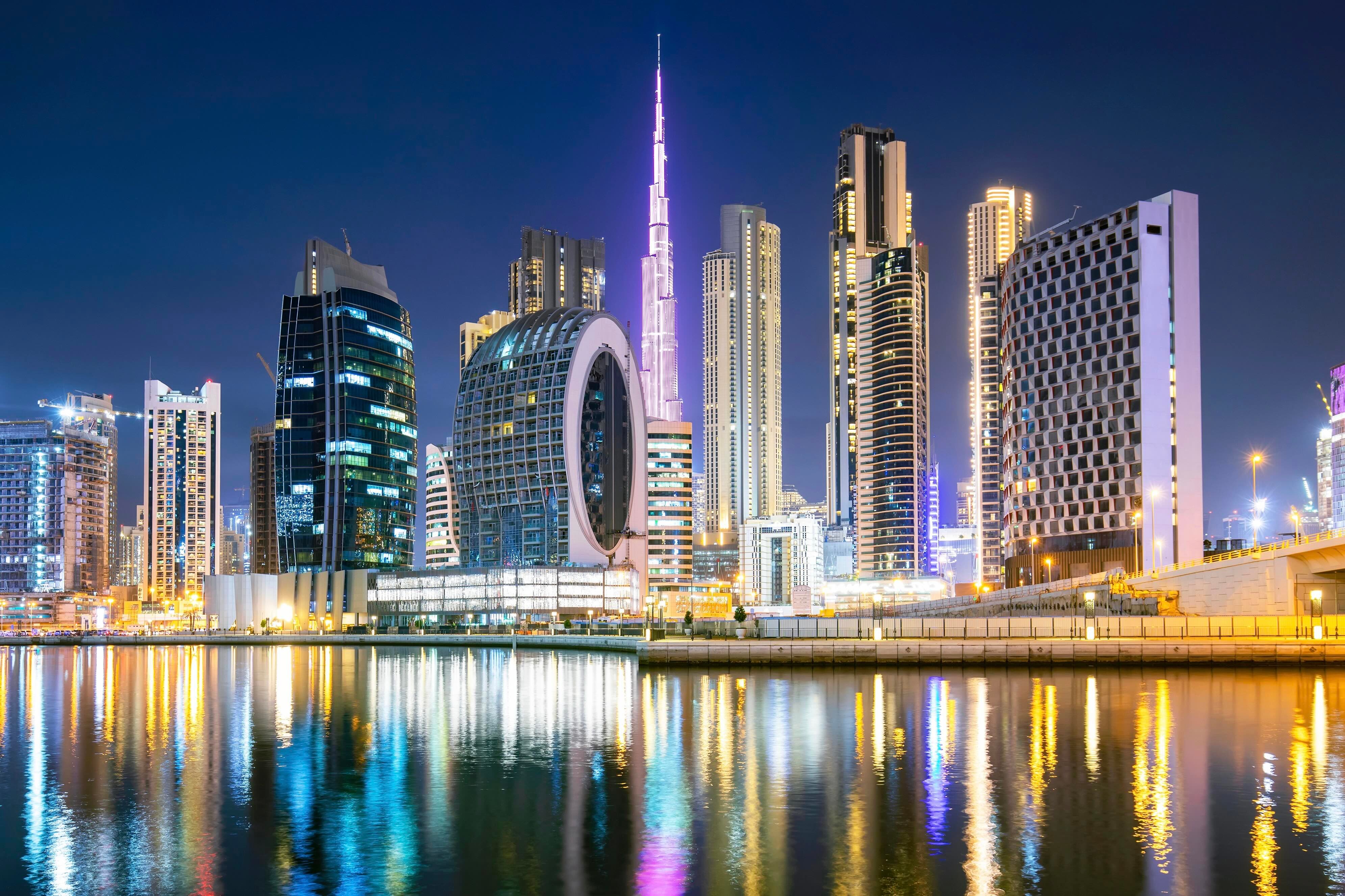 Dubaj – mission possible | Exclusive Tours shutterstock_1726749175-1