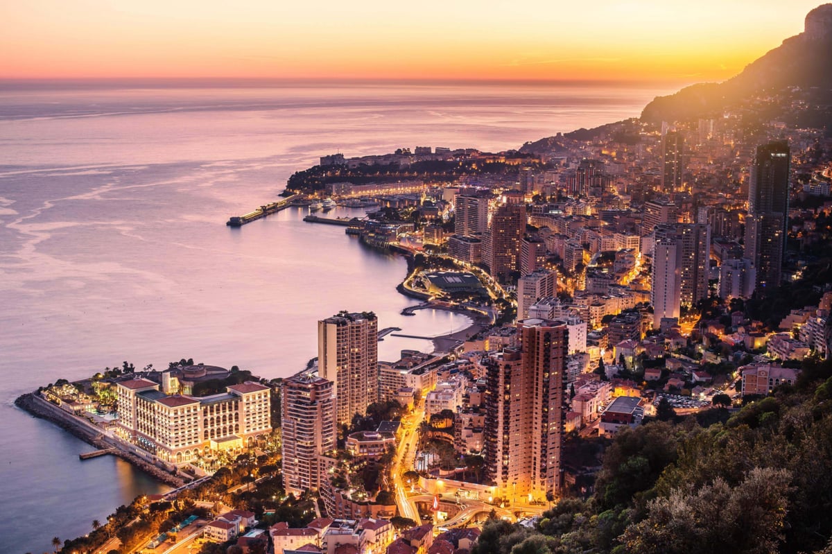 Easter Getaway | Exclusive Tours Monte Carlo shutterstock_246045004