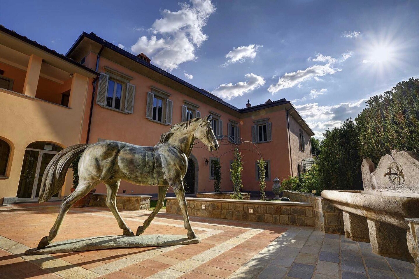 Italské ikony | Exclusive Tours Ville sullArno VSA_Esterno_03.a9129da6f81e3ee2e4620b377ad09bc5