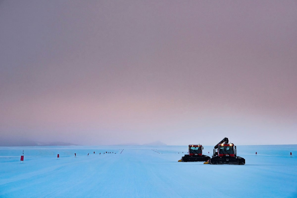 Příjezd do táborů na Antarktidě | Exclusive Tours ©WhiteDesertAntarctica00041