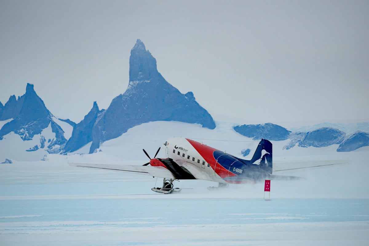 Příjezd do táborů na Antarktidě | Exclusive Tours ©WhiteDesertAntarctica00043