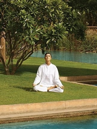 Podmanivé kultury Jaipur The Oberoi Rajvilas private Yoga session