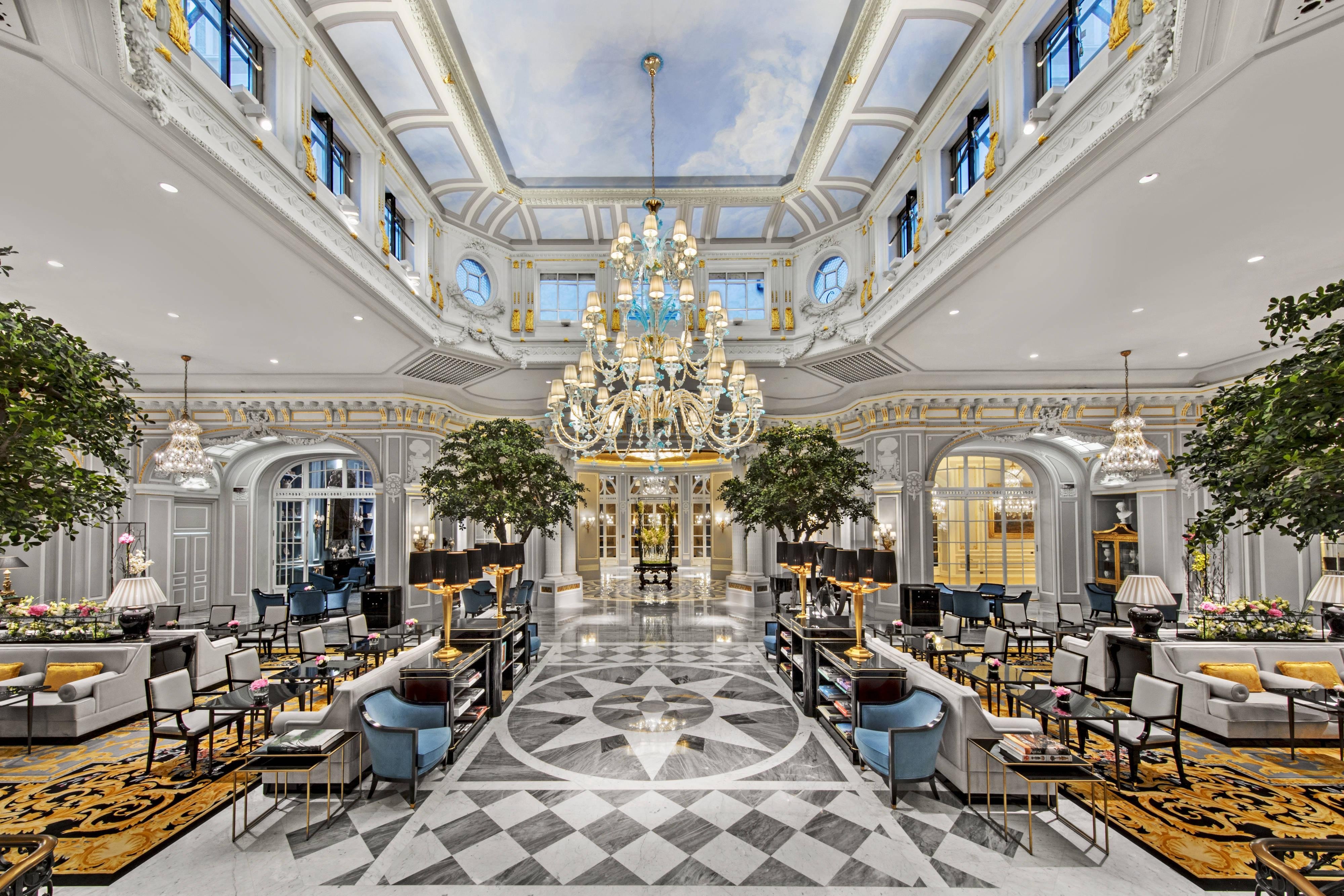 St. Regis Rome romxr-main-hall-1393-hor-clsc-1