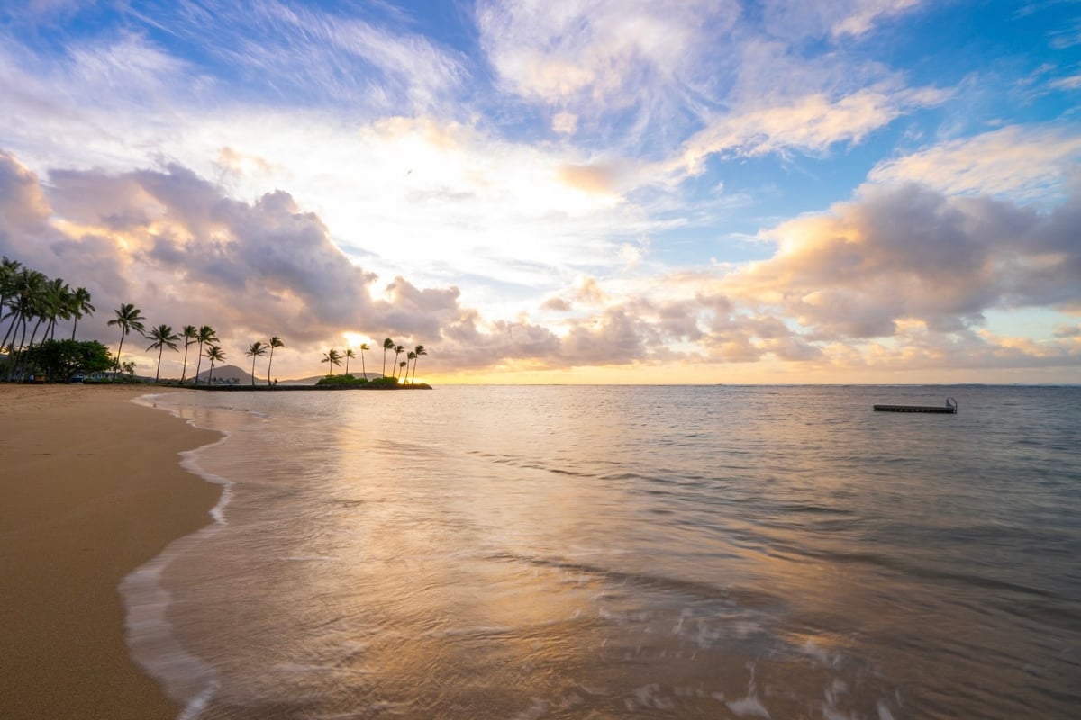 The Kahala Hotel & Resort 1542647707-sunrise_mix-6104_desktop-2